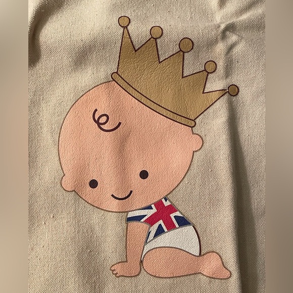 Royalty Plate and Tote Prince George’s Birth - Picture 8 of 12